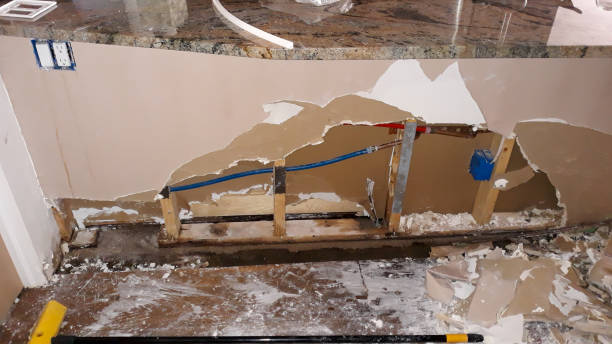 Water damage restoration process in Grayslake, IL